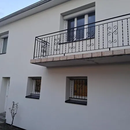 Dans Maison Au Premier étage *
