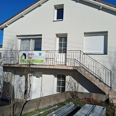 Appartement Dans Maison Au Premier étage